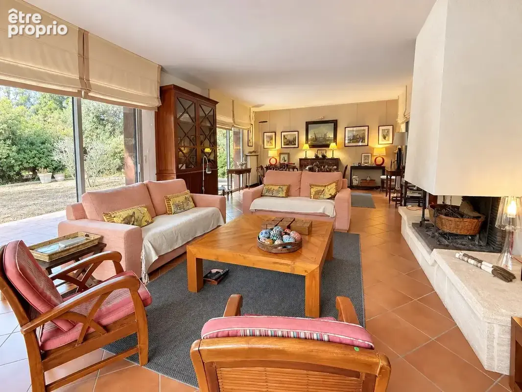 Une propriété d'exception avec un vaste terrain rare de 1700 m²  au Pyla-sur-Mer - photo 3