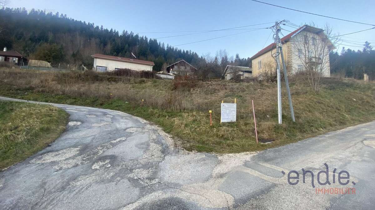 Terrain à GRAND'COMBE-CHATELEU