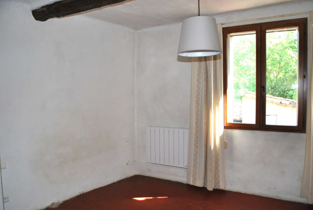 Maison à SALERNES