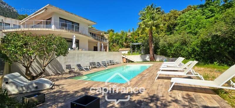 Maison à LA VALETTE-DU-VAR