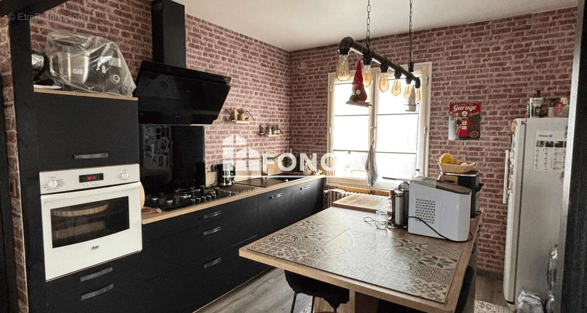 Maison à SAINT-PIERRE-DES-CORPS