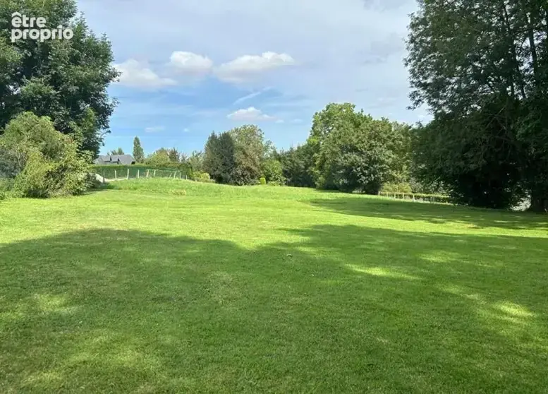 Photo Terrain à Saint-Symphorien au prix de 48 000€