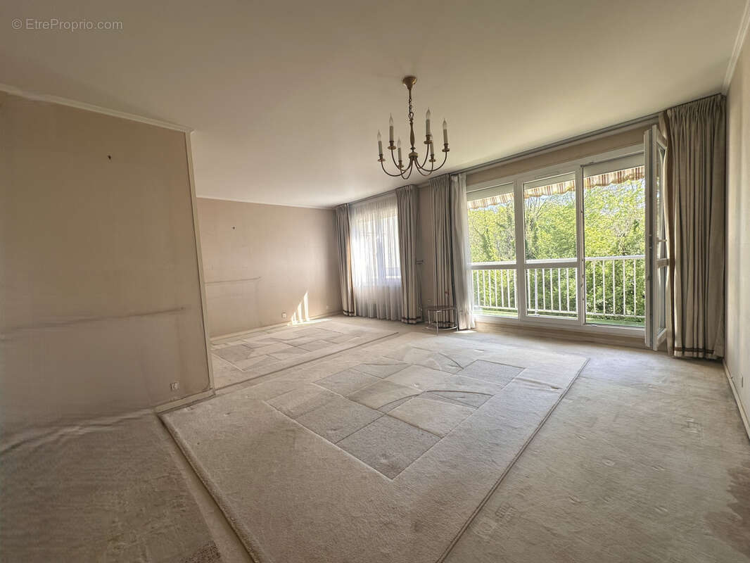 Appartement à VAIRES-SUR-MARNE