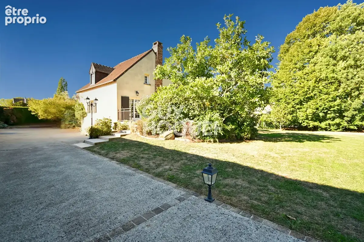 Chaumes en brie. maison individuelle de caractere. - photo 3
