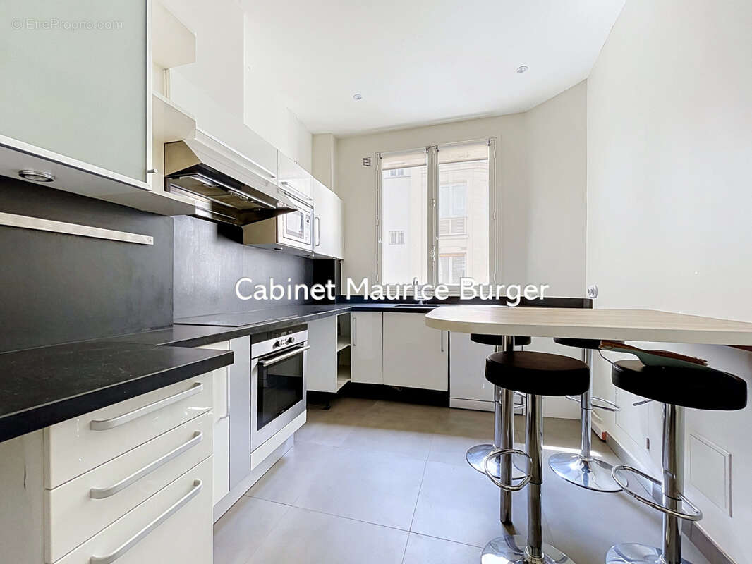 Appartement de caractère   104,55 m2   Immeuble de standing - photo 17