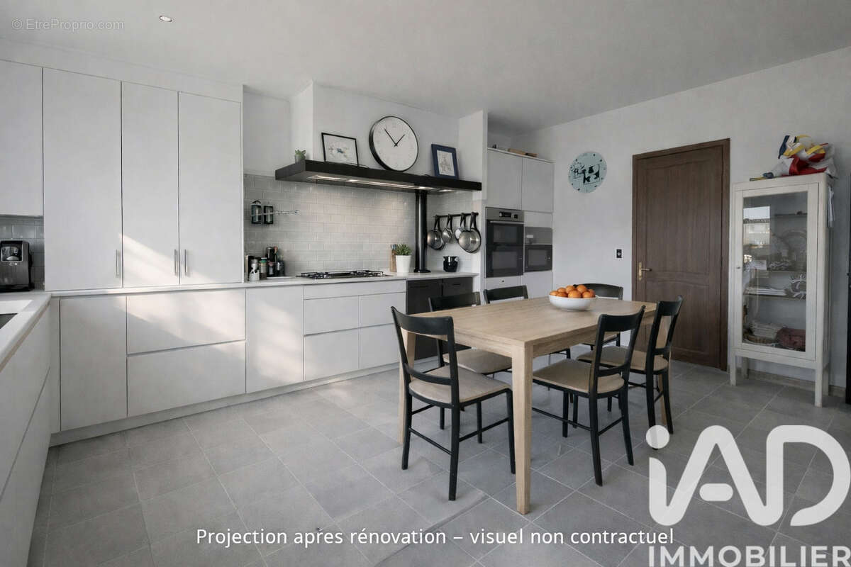 Maison 280 m² à Pollestres  - photo 8