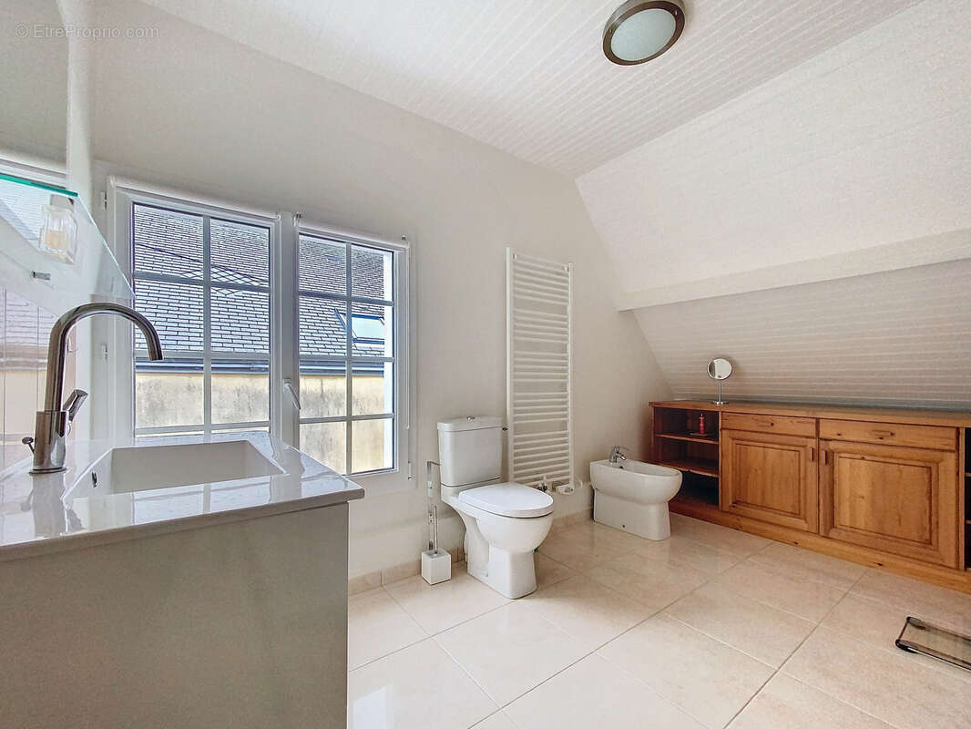 Maison à BARNEVILLE-CARTERET