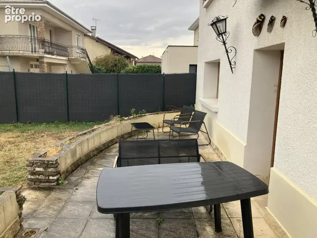 Maison 4 pièces 84 m² à vendre à Jonage (69330) - photo 2