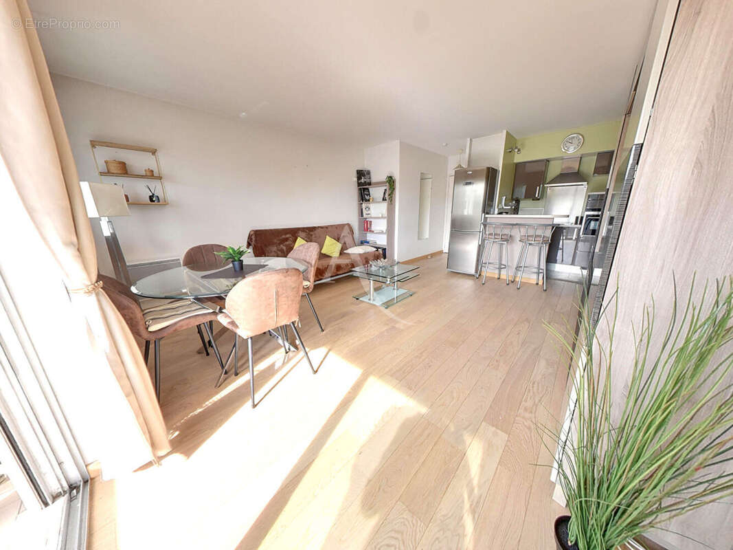 Appartement à BRY-SUR-MARNE