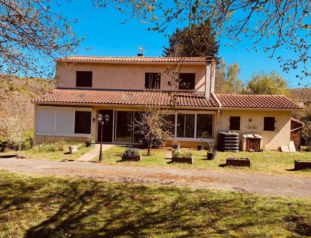 Photo 1 - Maison à ROUAIROUX