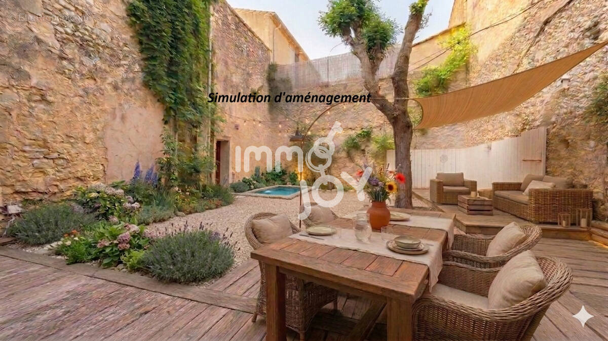 Maison à MONTBLANC