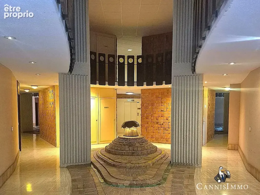 MANDELIEU Grand 2 pièces avec terrasse de 14,70m2 et parking en sous-sol Piscine - photo 13