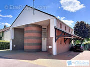 Maison à VOISINS-LE-BRETONNEUX