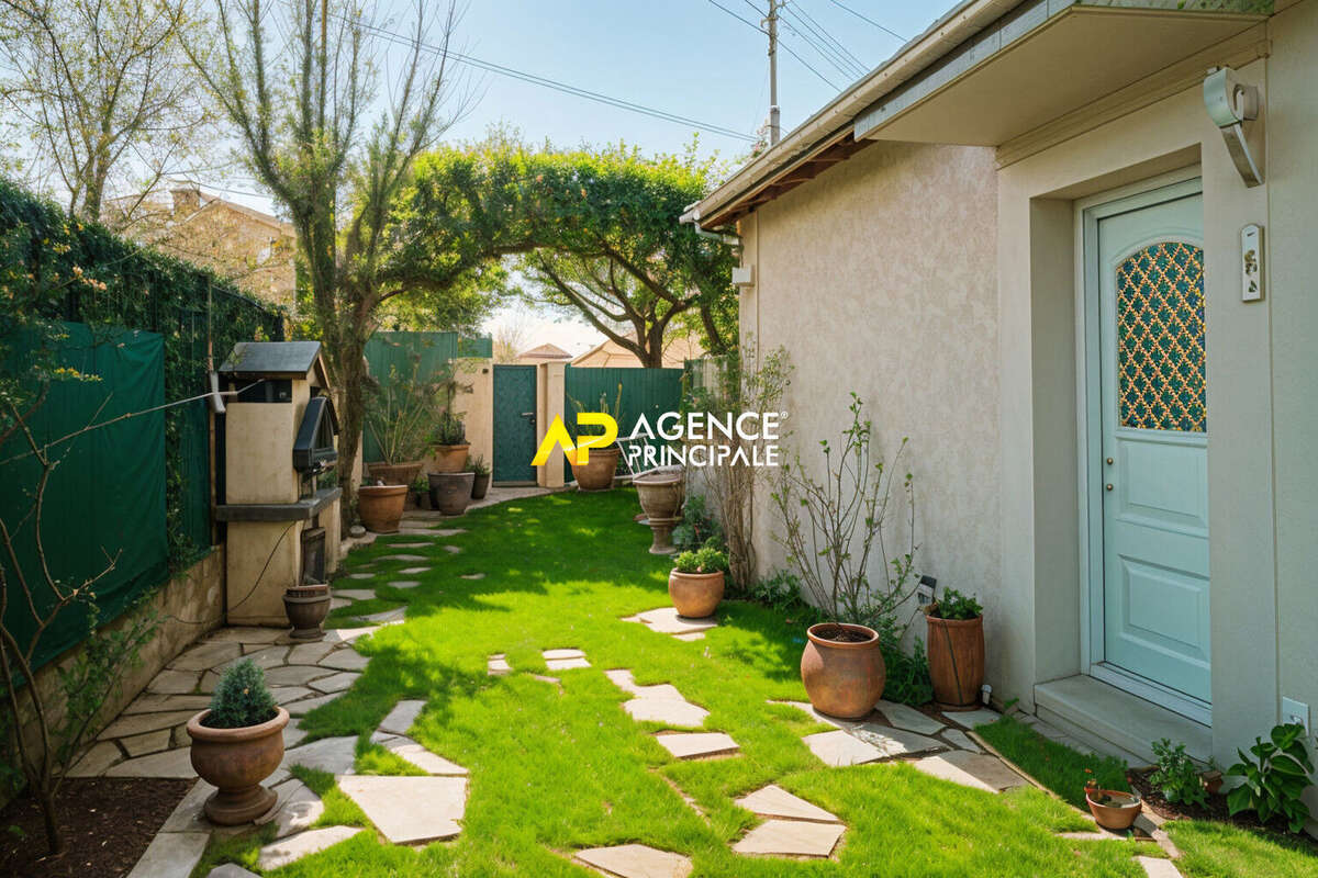 Maison à SARTROUVILLE