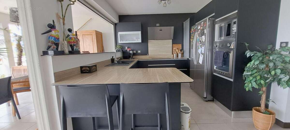Appartement à LES TROIS-ILETS
