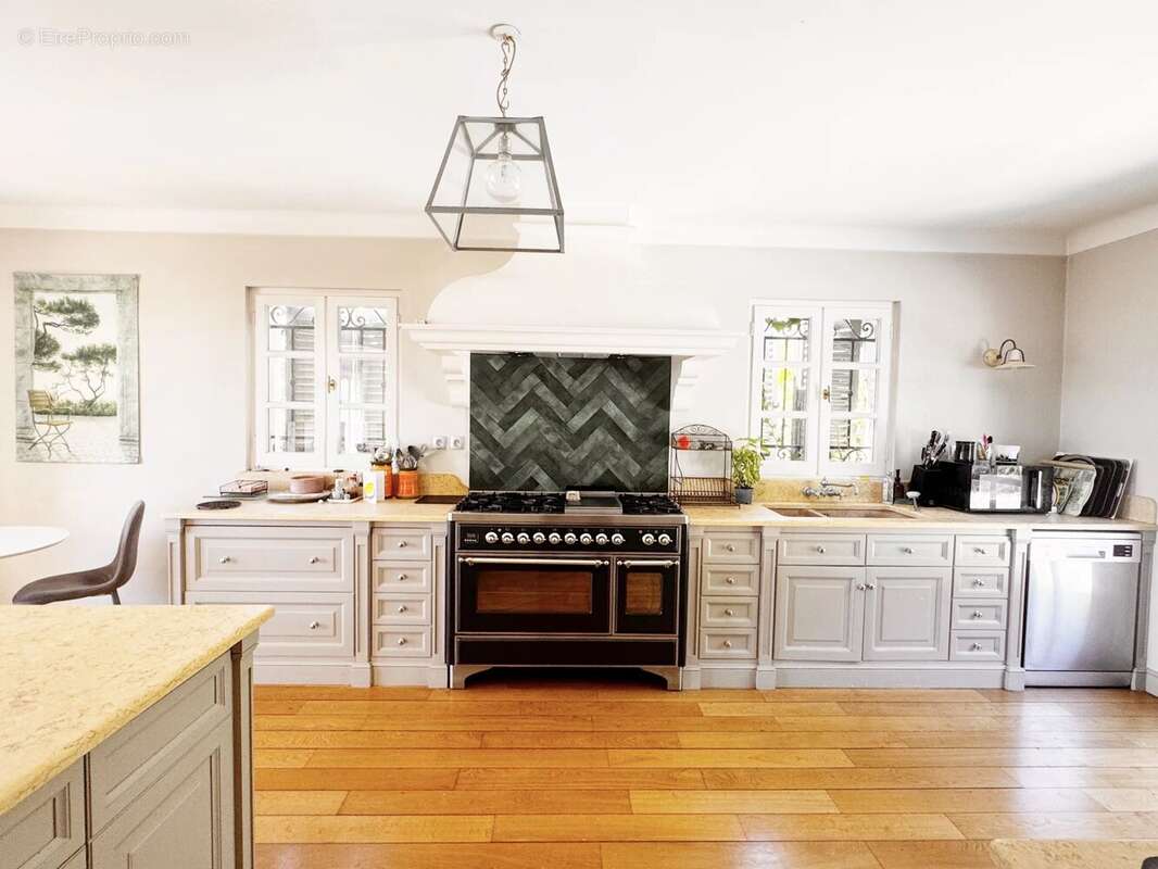 Maison à MOUGINS