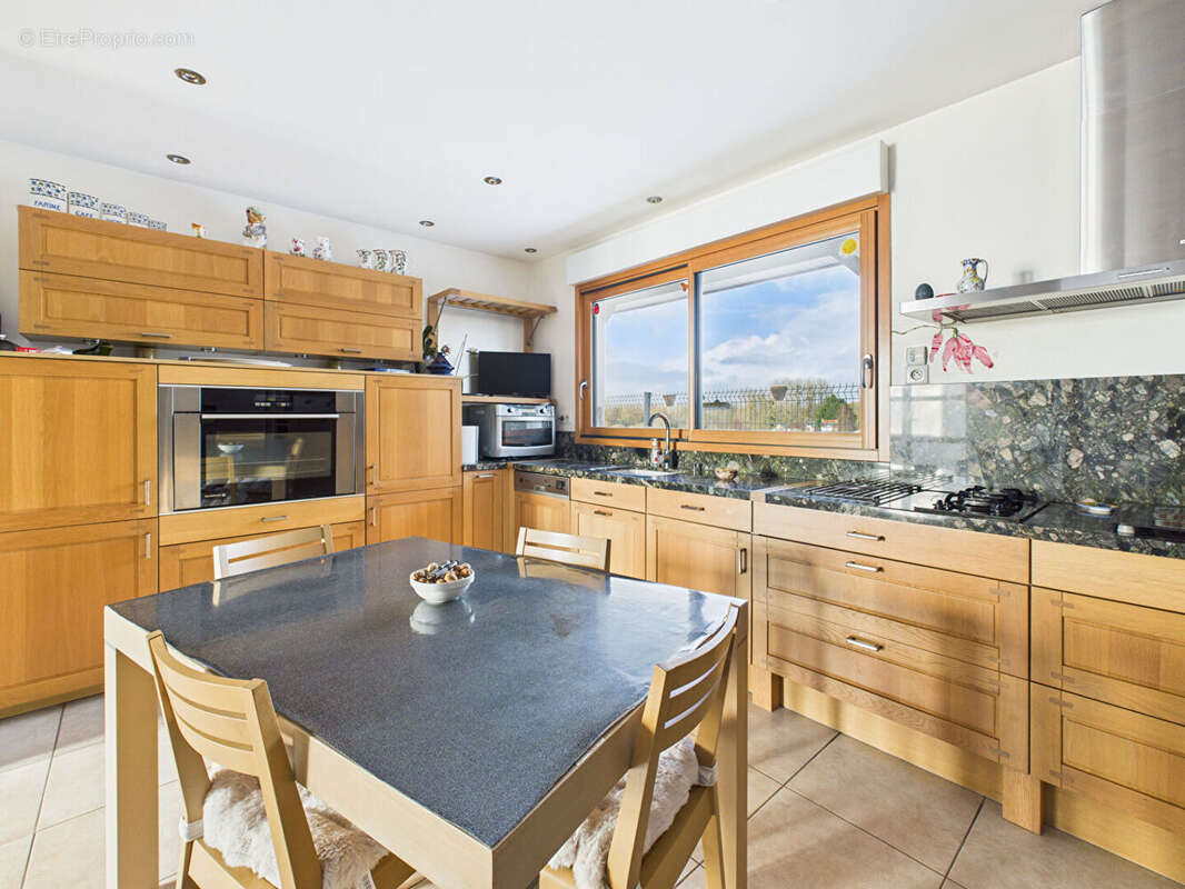 Maison à DREUIL-LES-AMIENS