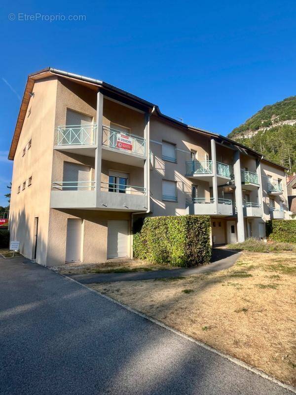Appartement à MONTREAL-LA-CLUSE