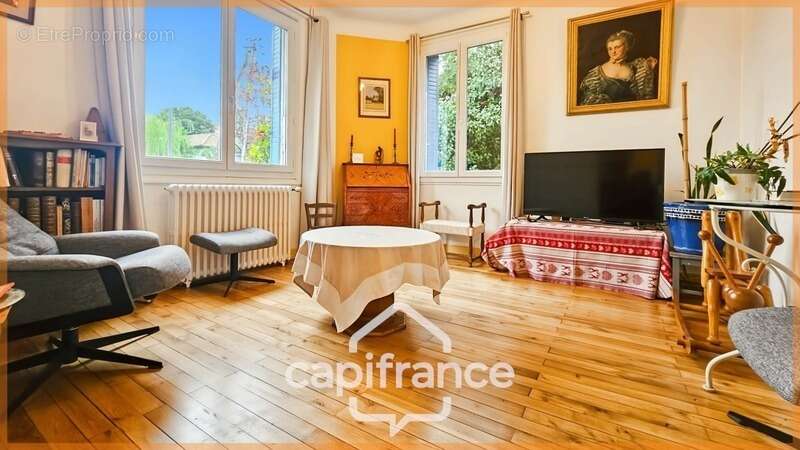 Maison à BUXEROLLES