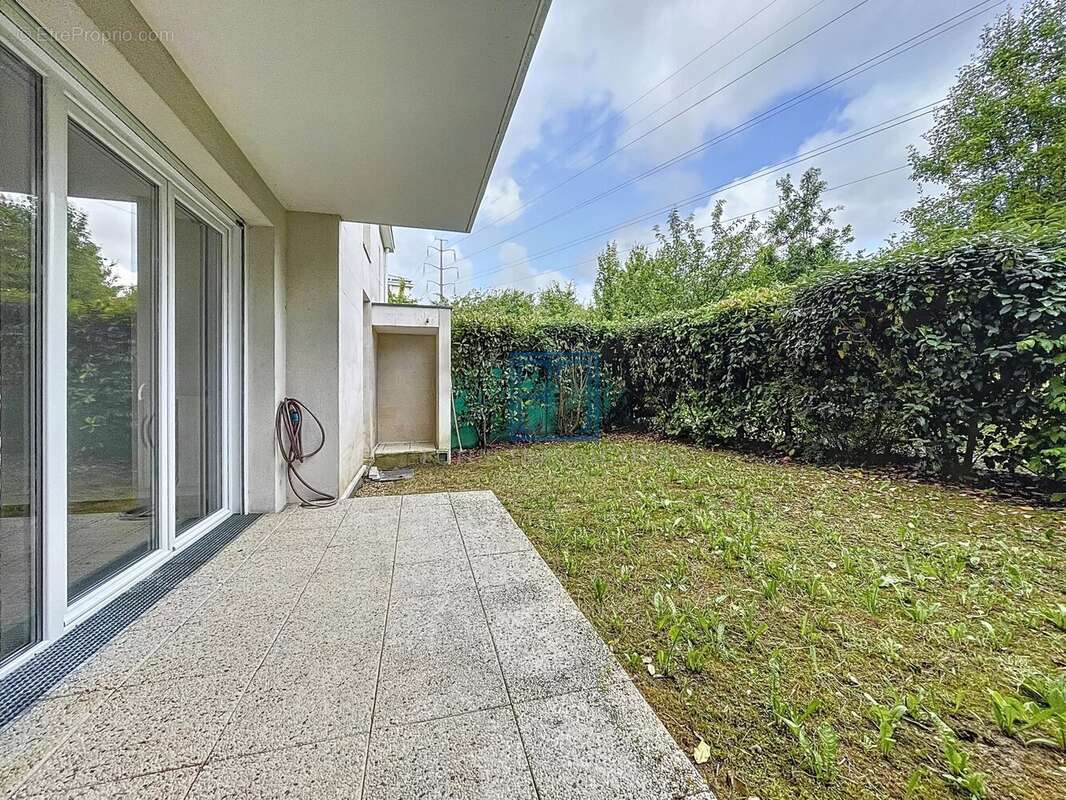 Appartement à ELANCOURT