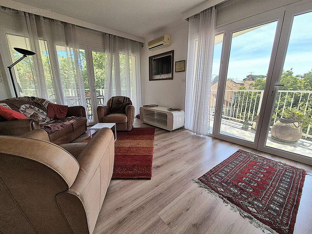 Appartement à CANNES