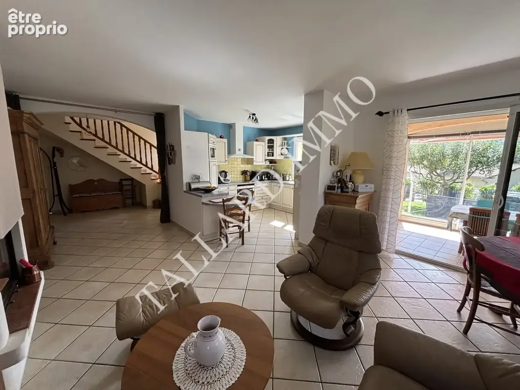 La Saulce individuelle, villa T4 + véranda, garage, cave sur terrain 716 m2 - photo 7