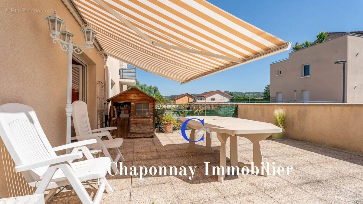 Appartement à SIMANDRES
