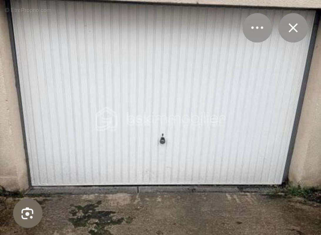 Parking à BEZONS
