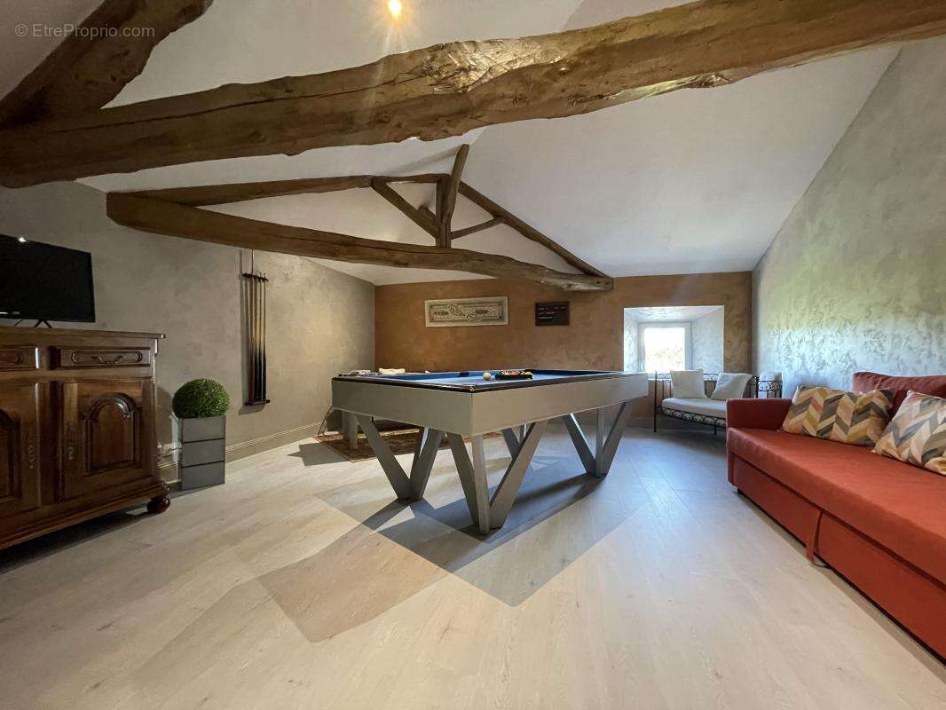 Maison à LISLE-SUR-TARN