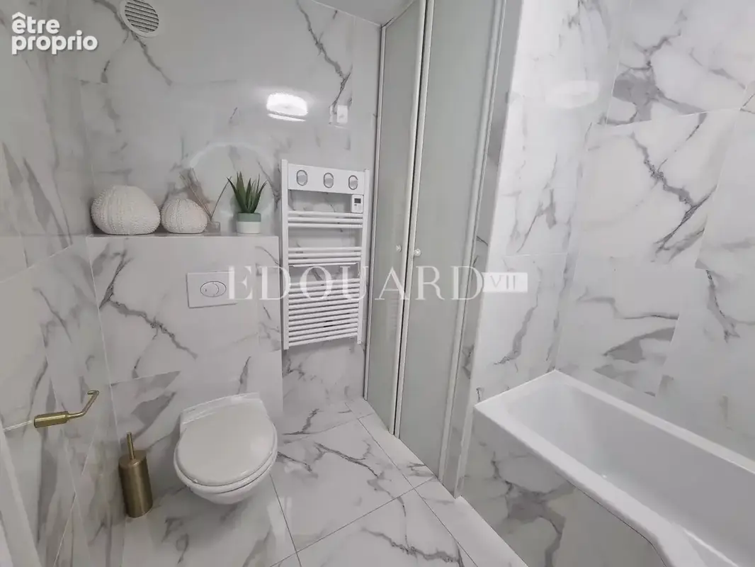 En exclusivité splendide quatre pièces traversant, entièrement rénové avec terrasse et garage - photo 15