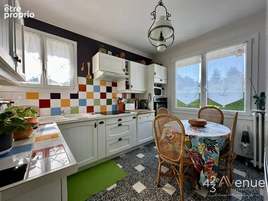 Maison 6 pièces 108 m² à vendre à Andrezieux-Boutheon (42160) - photo 4