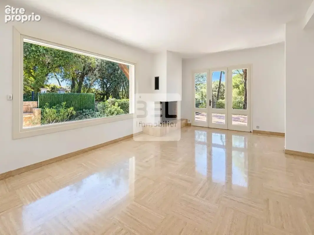 Sur les hauteur de Bagnols-sur-Cèze, belle villa de 5 chambres avec terrain de 1800 m2 - photo 9