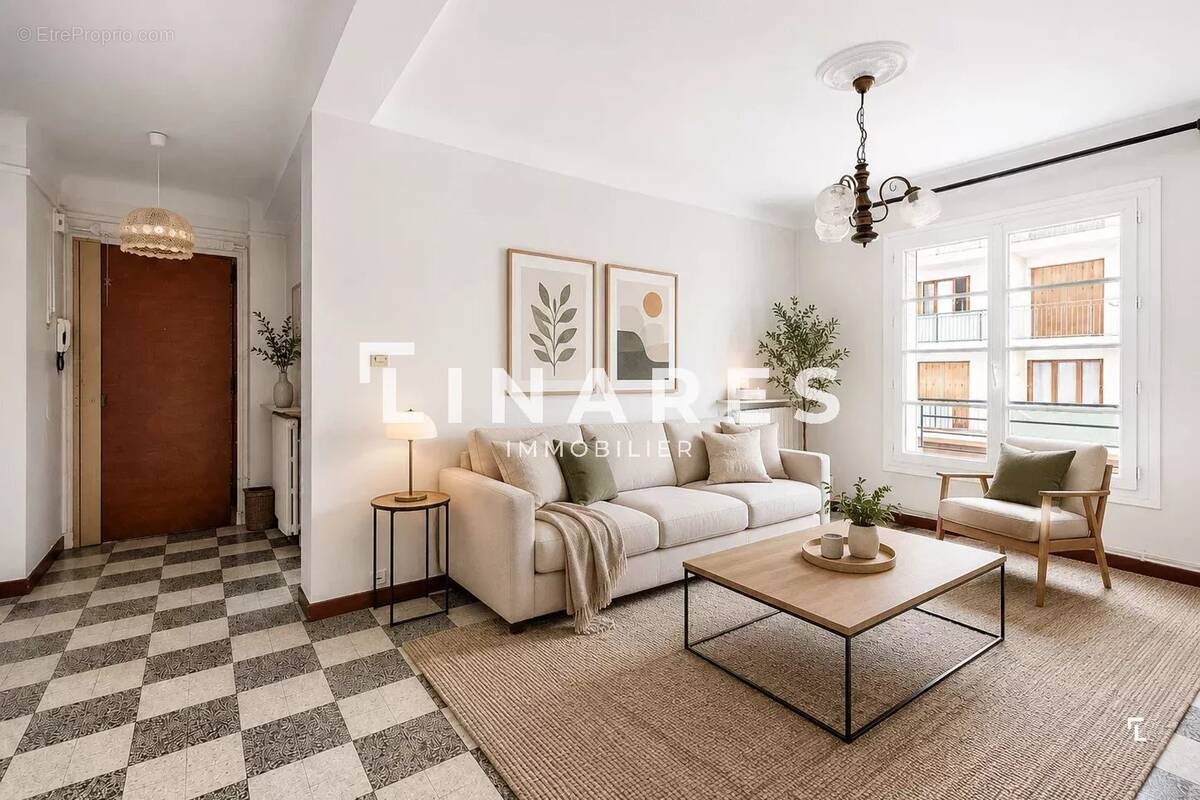 Appartement à MARSEILLE-4E