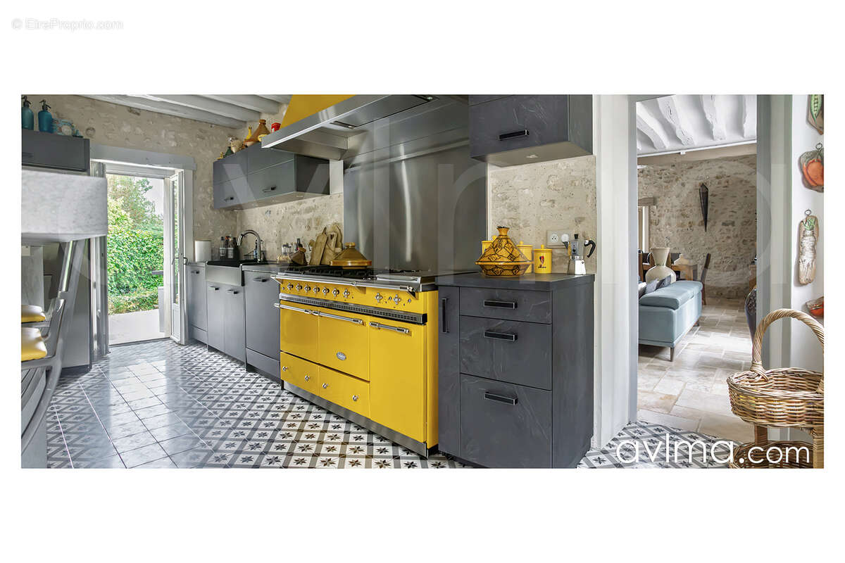 Thiverval-Grignon - Élégante propriété de caractère au cœur de la Plaine de Versailles - photo 8
