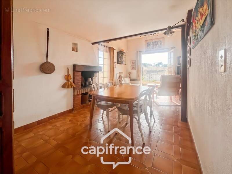 Appartement à HYERES