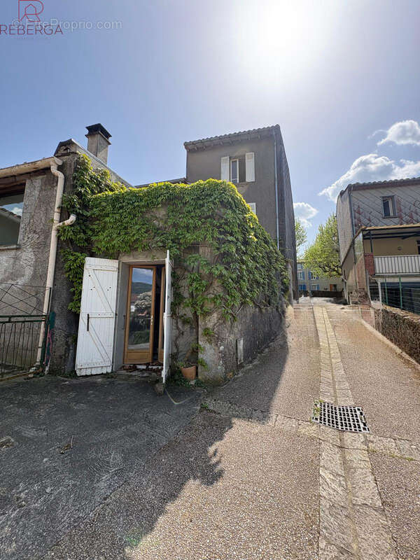 Maison à SAINT-AMANS-SOULT