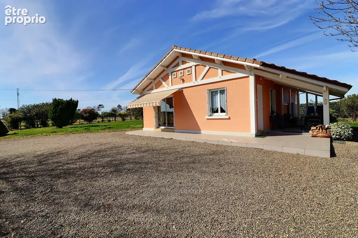 Maison a vendre avec dépendances sur terrain - photo 8