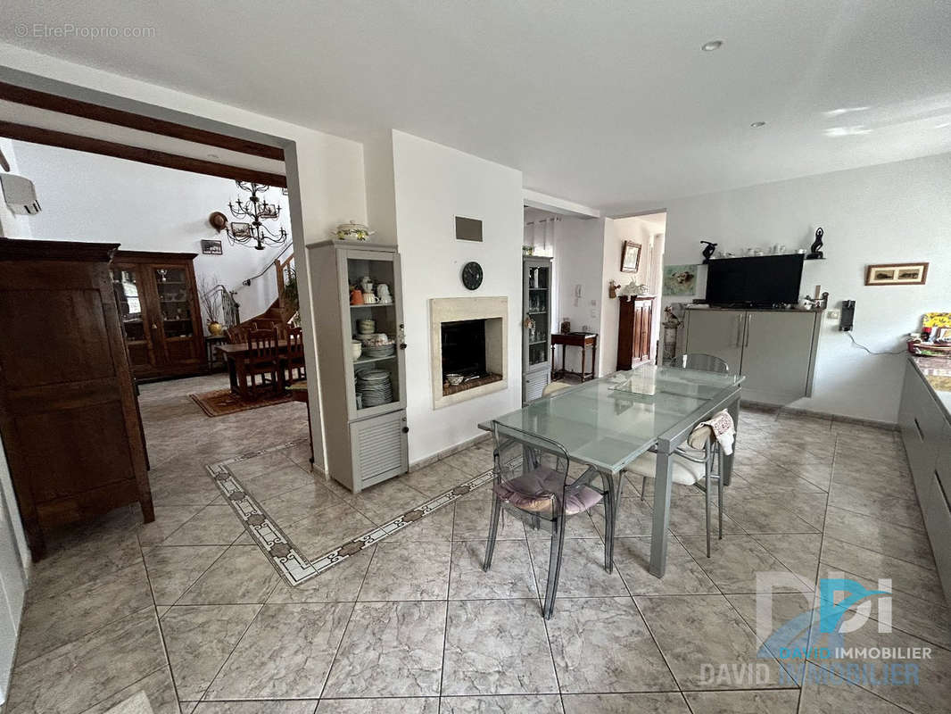 Maison à ESPONDEILHAN