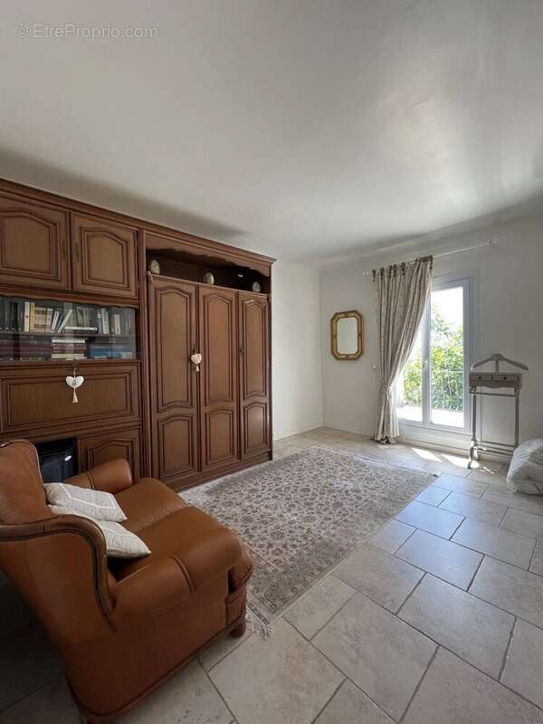 Maison à TOURRETTES-SUR-LOUP