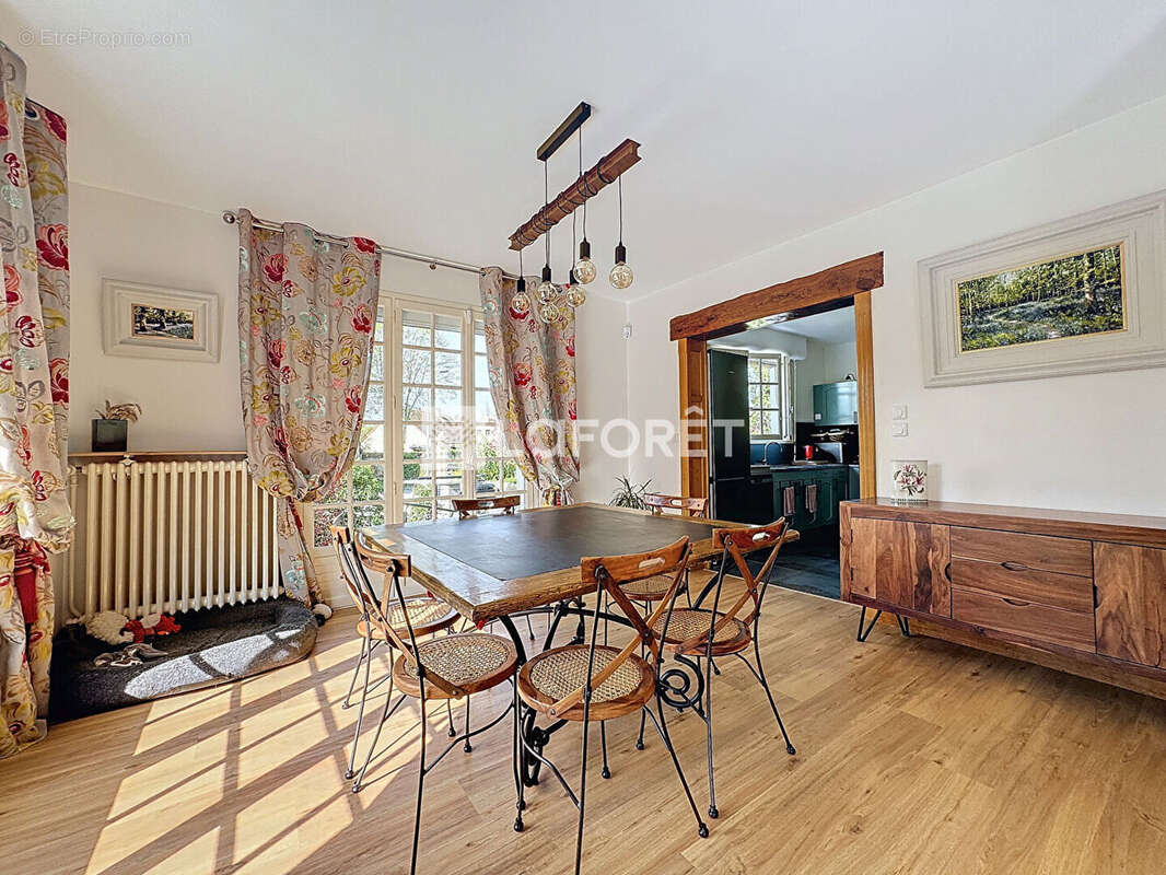 Maison à AMFREVILLE