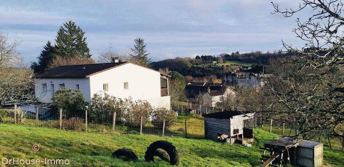 Maison à VILLAMBLARD