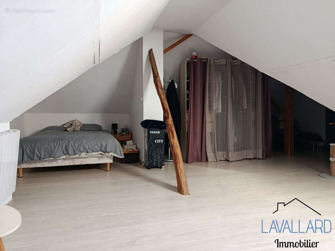 Maison 119 m² à Gueschart  - photo 8