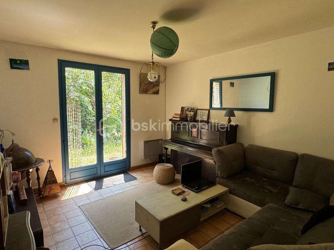 Maison à SAINT-DENIS-DE-PILE