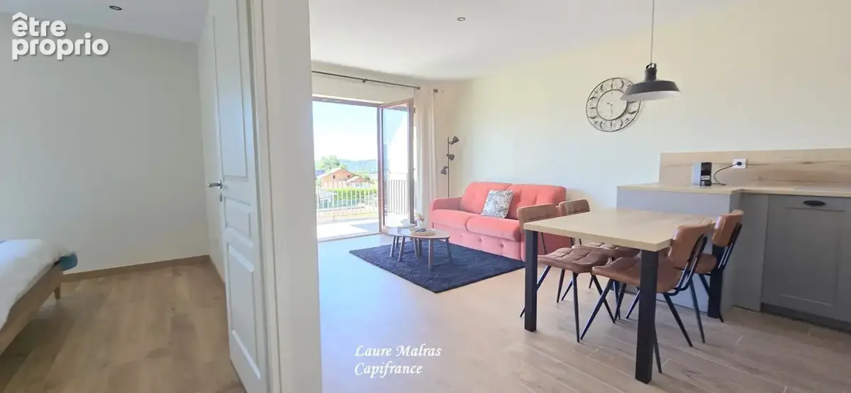 GROISY – A vendre beau T2 avec balcon, vue montagnes, cave, 2 stationnements privatifs - photo 9