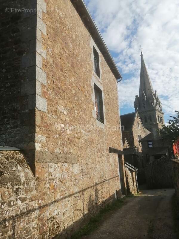 Appartement à BECHEREL