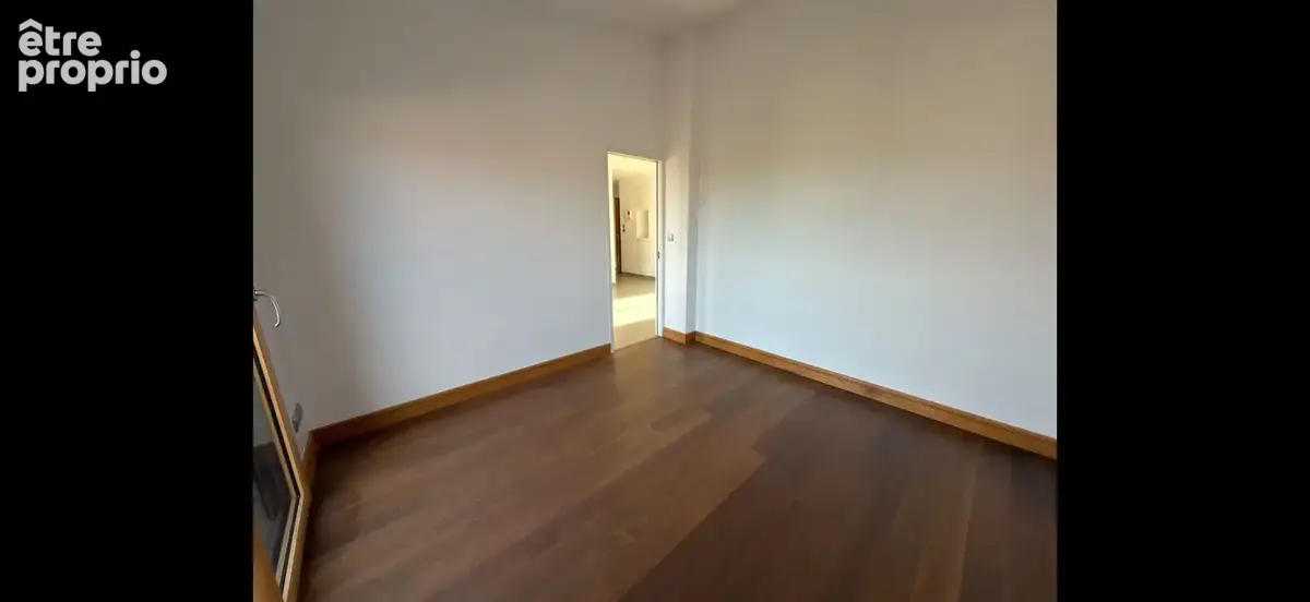 Appartement Croix 3 pièce(s) 53m2 - photo 4