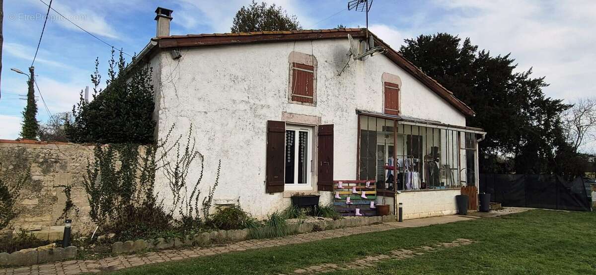 Maison 135 m² à La Villedieu  - photo 3