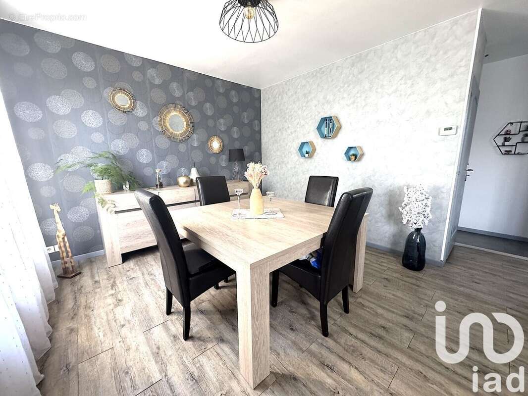 Photo 5 - Maison à CHAMPS-SUR-MARNE