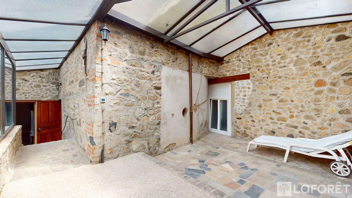 Maison Les Ardillats 5 pièce(s) 130 m2 - photo 5
