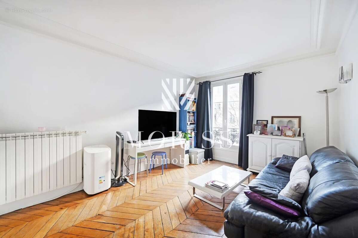 Appartement à PARIS-18E